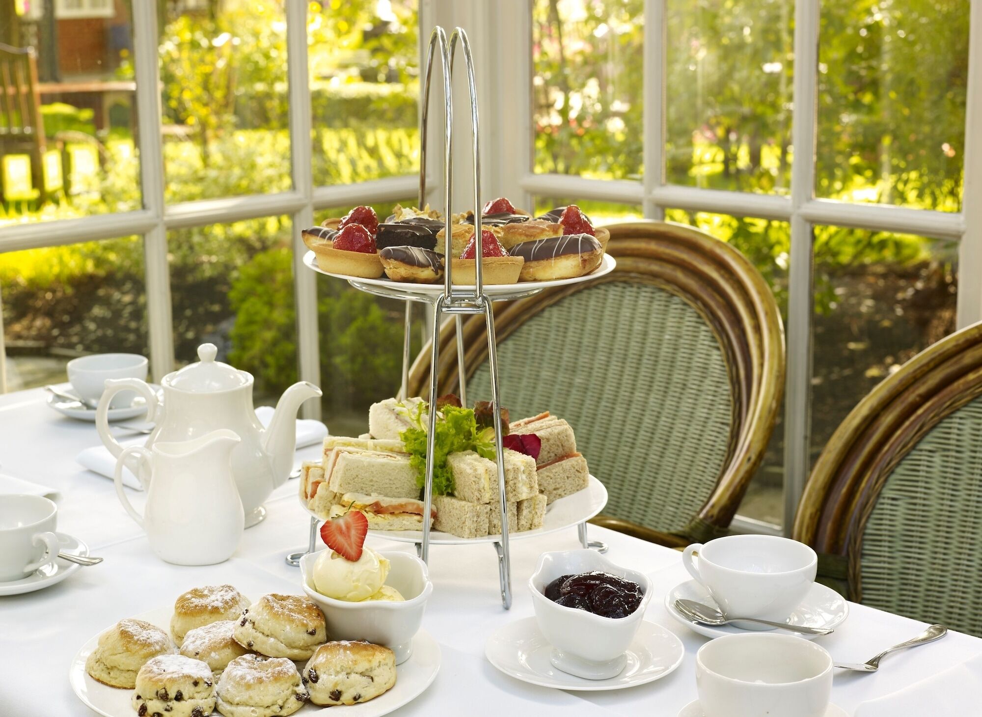 Marygreen Manor Brentwood Ngoại thất bức ảnh